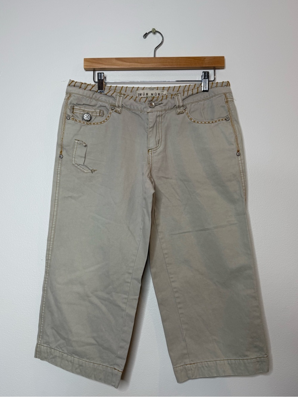 Y2K MurMur Low Rise Capri Pedal Pusher Long Shorts Embroidered Pocket Khaki